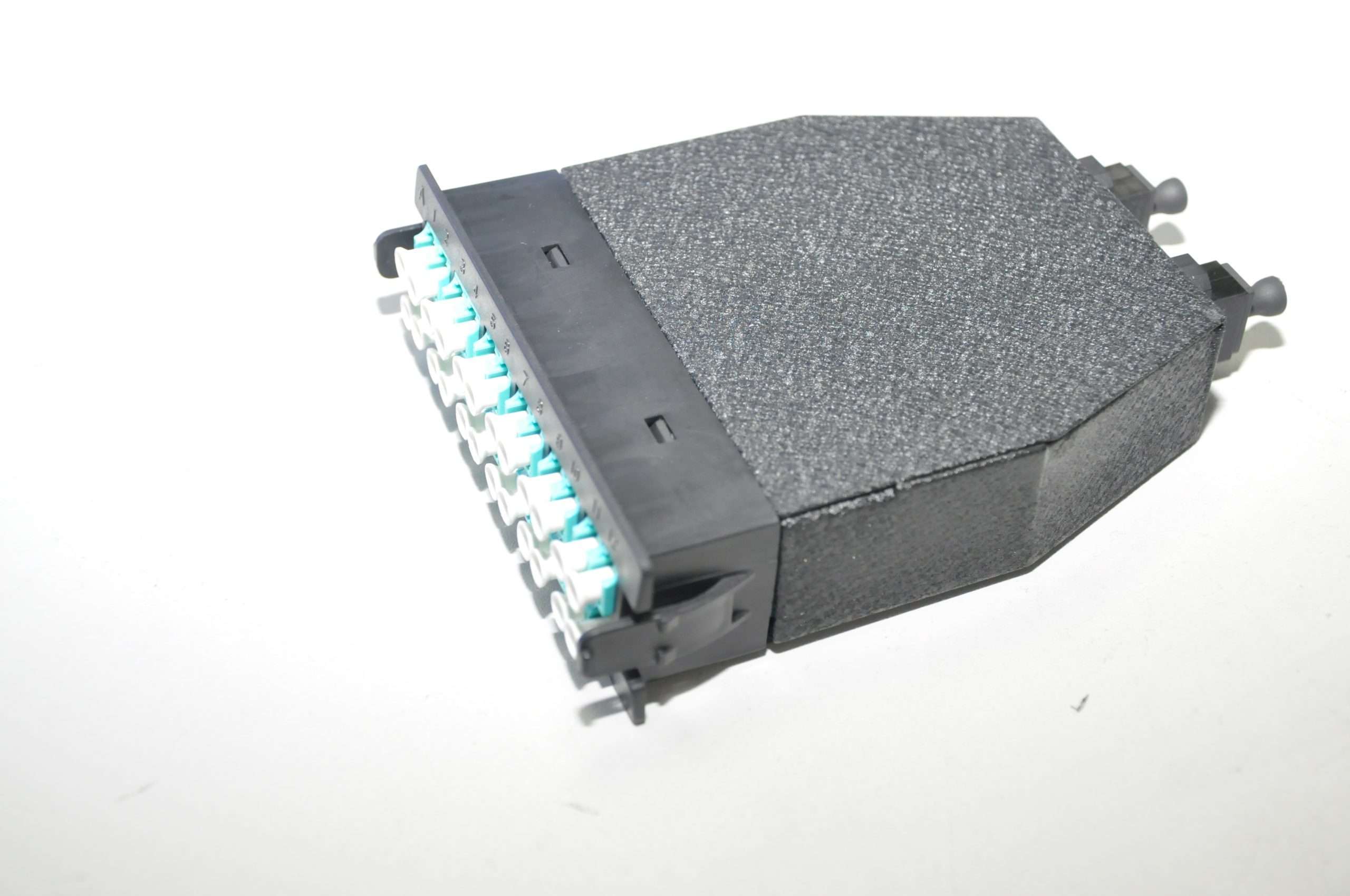12 Fibre LC-MPO Multimode OM3 Cassette Bend Insensitive Glass